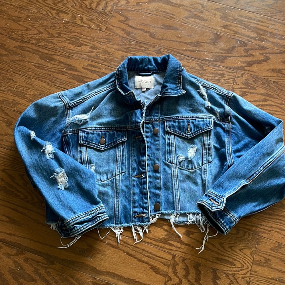 Cropped distressed denim jacket